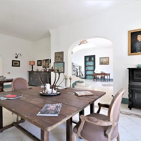 In Bb - B B Relais Delle Rose Iris - Comfort Double * Lecce