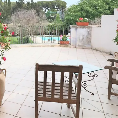 In Bb - B B Relais Delle Rose Iris - Comfort Double * Lecce