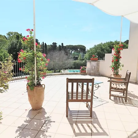 In Bb - B B Relais Delle Rose Iris - Comfort Double