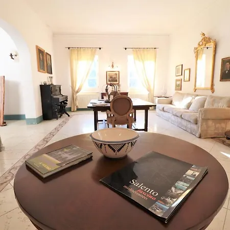 In Bb - B B Relais Delle Rose Iris - Comfort Double Gasthuis Lecce